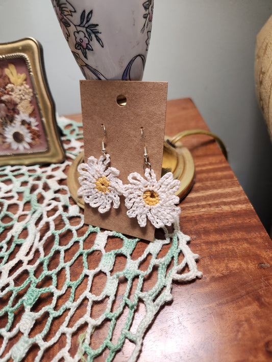 Crocheted Daisy Earrings